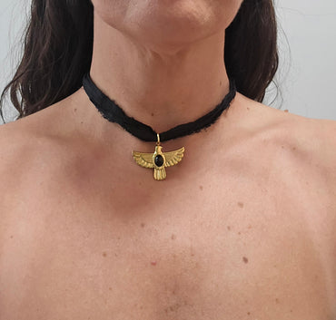 Collar seda negro