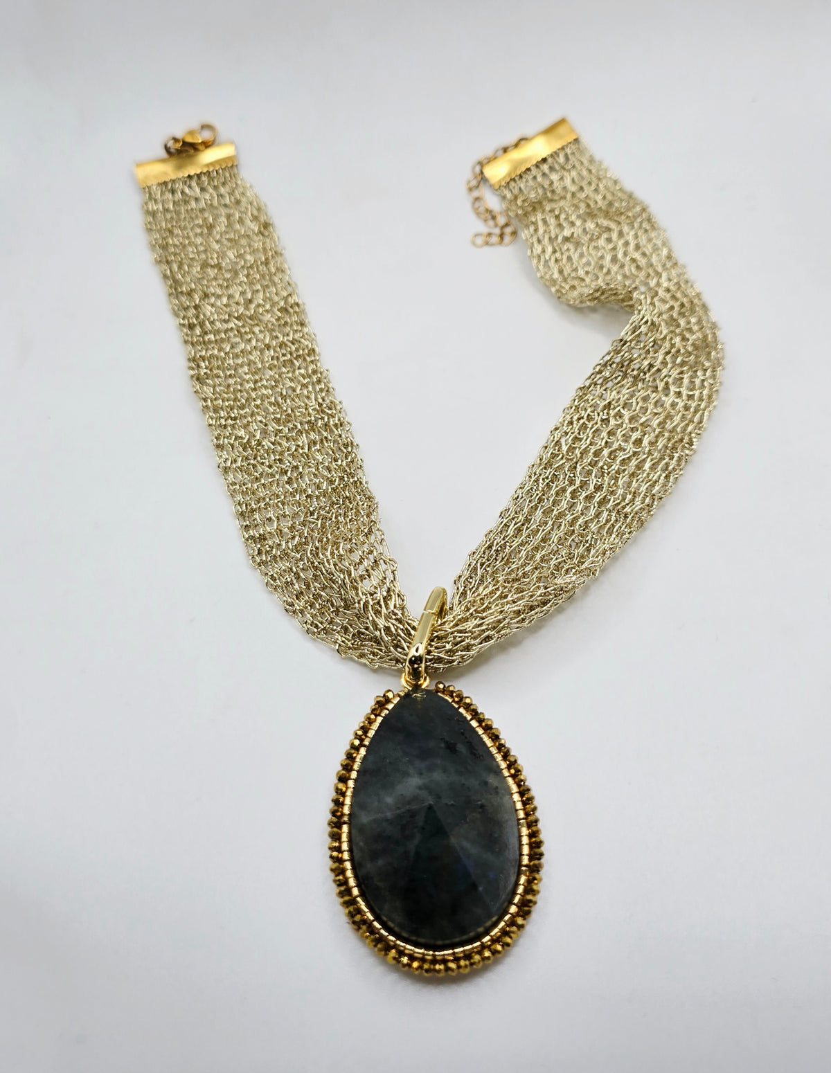 Collar Tejido piedra labradorita