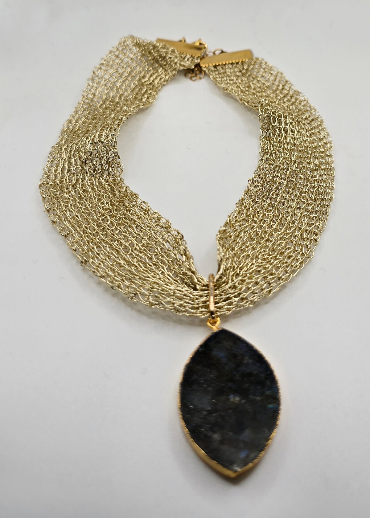 Collar Tejido piedra labradorita