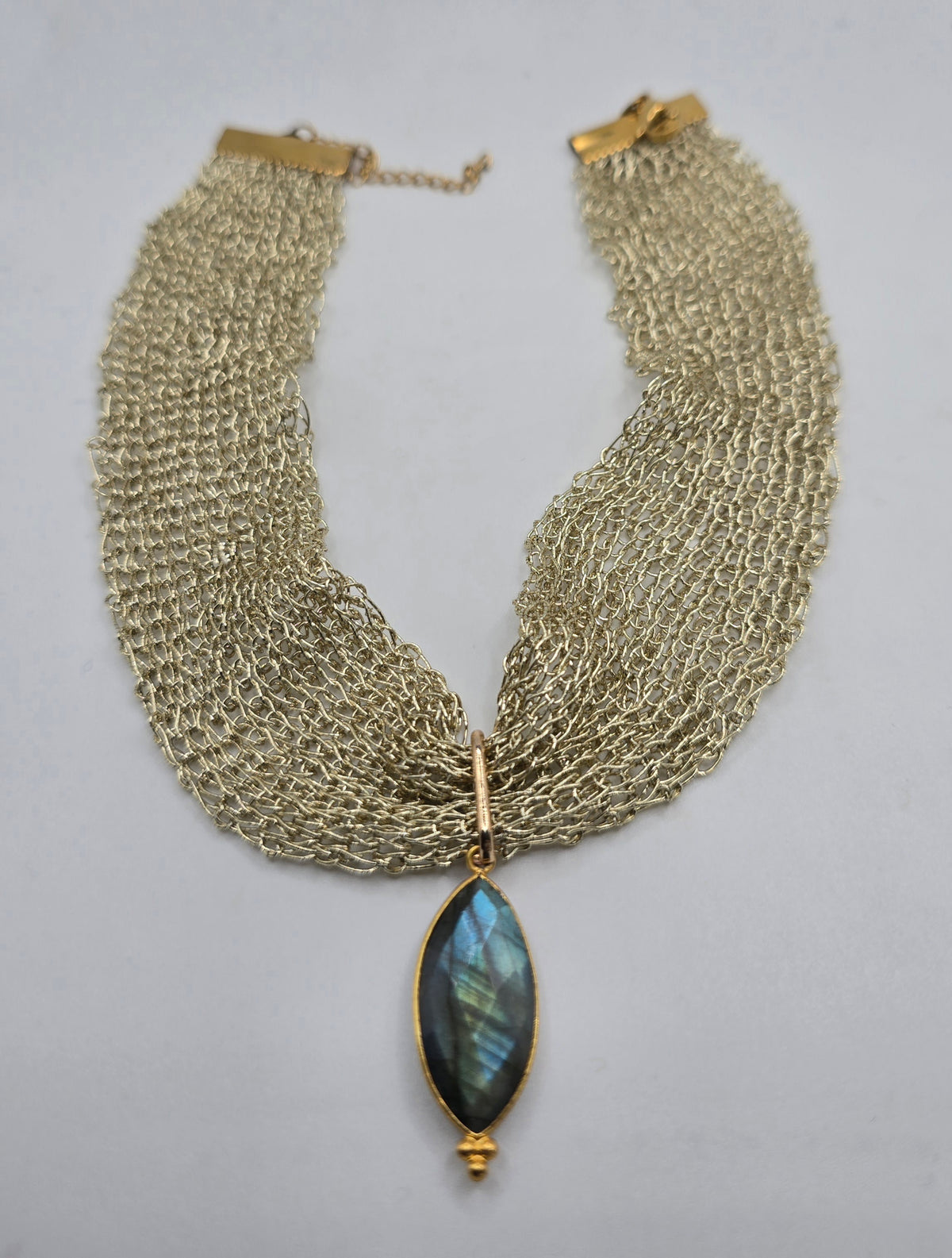Collar Tejido con colgante
