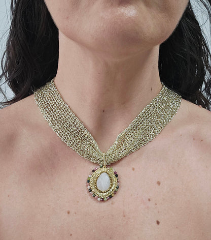 Collar Tejido con colgante Bordado con piedras