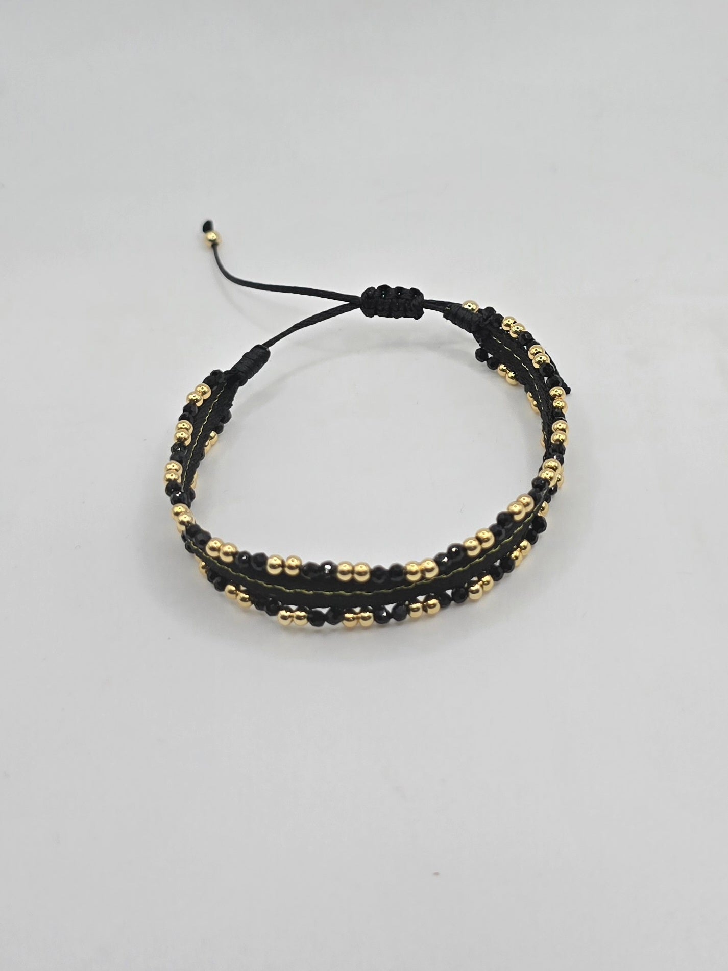 Pulsera negra