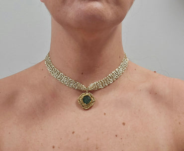 Collar Tejido con colgante Bordado