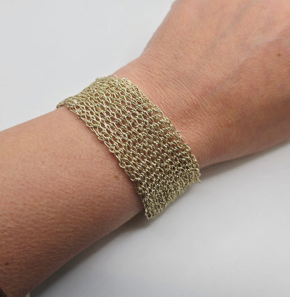 Pulsera Tejida 2.5 cm ancho