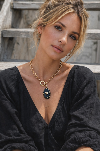 Collar corazón Negro
