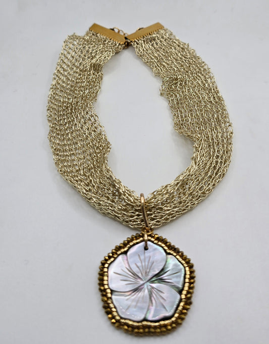 Collar Tejido flor de perla